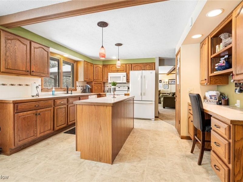 2304 Bur Oak Street NE, Canton, OH 44705 Photo 20