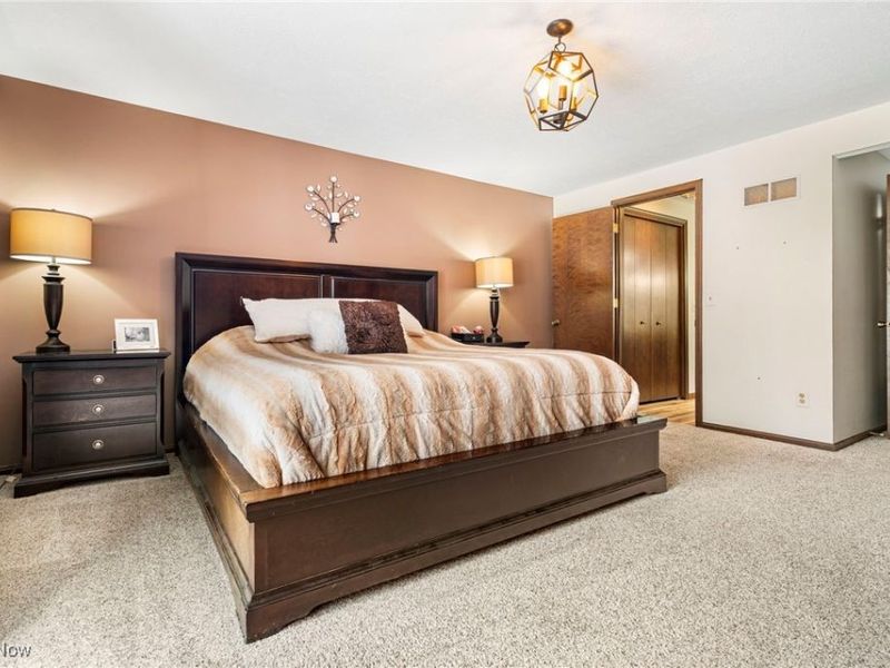 2304 Bur Oak Street NE, Canton, OH 44705 Photo 32