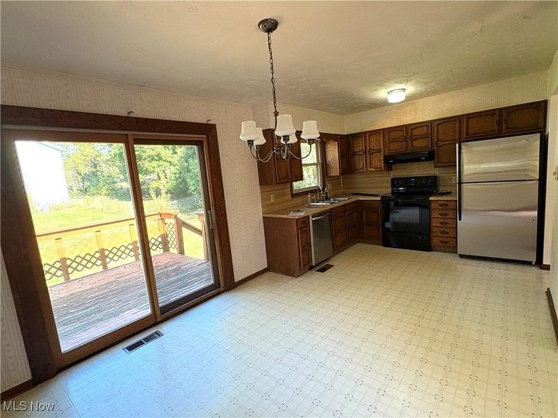 835 Marilyn Drive, Wooster, OH 44691 Photo 13