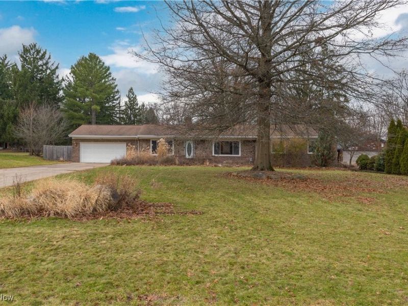 15420 Colebright Drive, Strongsville, OH 44136 Photo 1