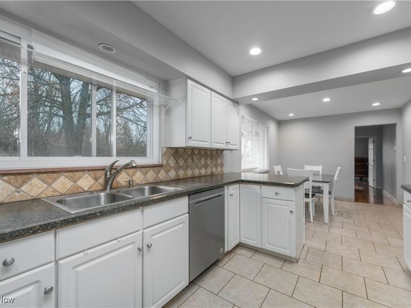 15420 Colebright Drive, Strongsville, OH 44136 Photo 16