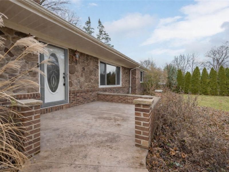 15420 Colebright Drive, Strongsville, OH 44136 Photo 3