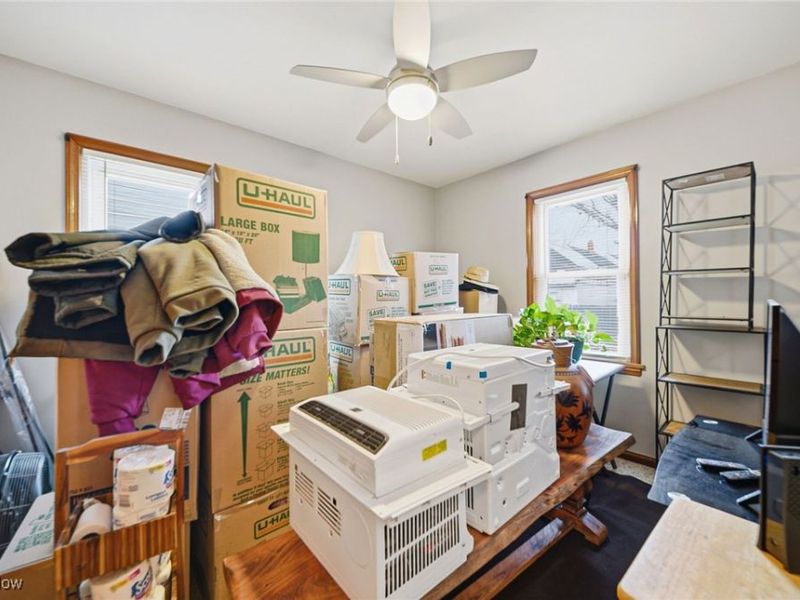 18811 Waterbury Avenue, Maple Heights, OH 44137 Photo 12