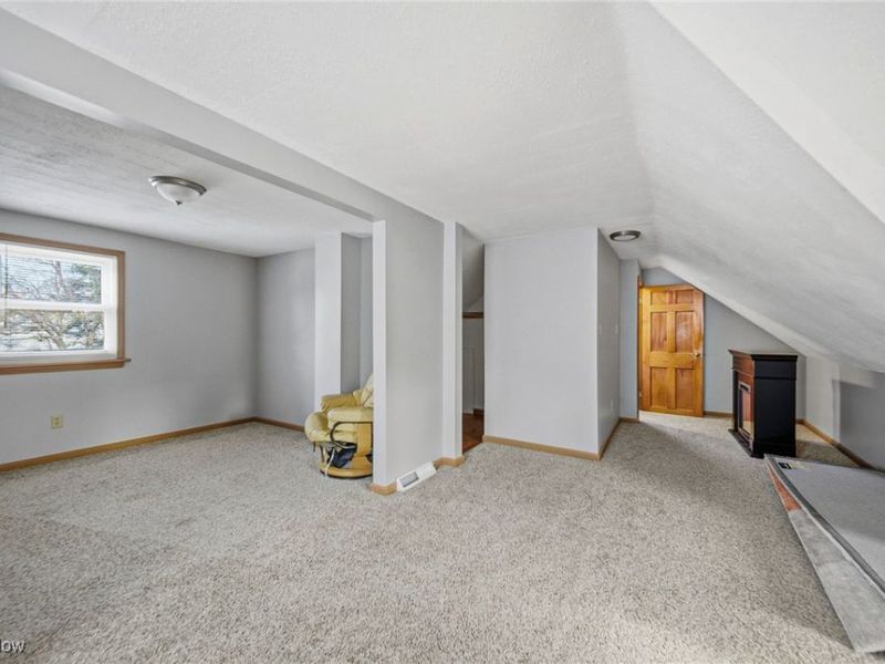 18811 Waterbury Avenue, Maple Heights, OH 44137 Photo 17