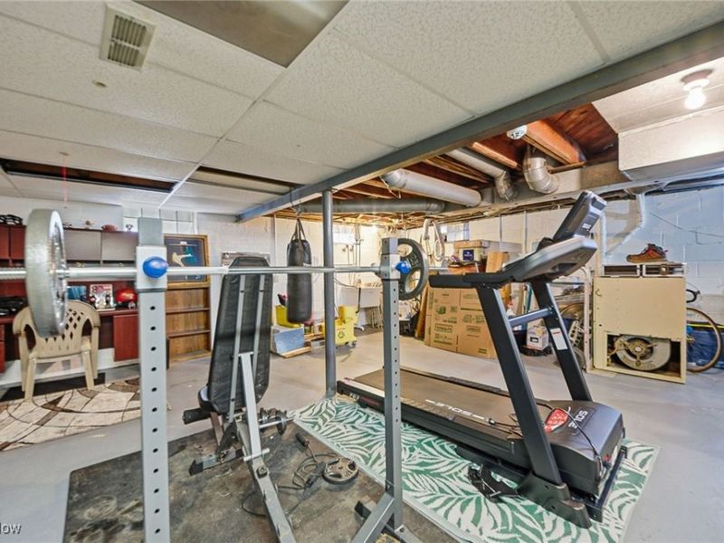 18811 Waterbury Avenue, Maple Heights, OH 44137 Photo 26