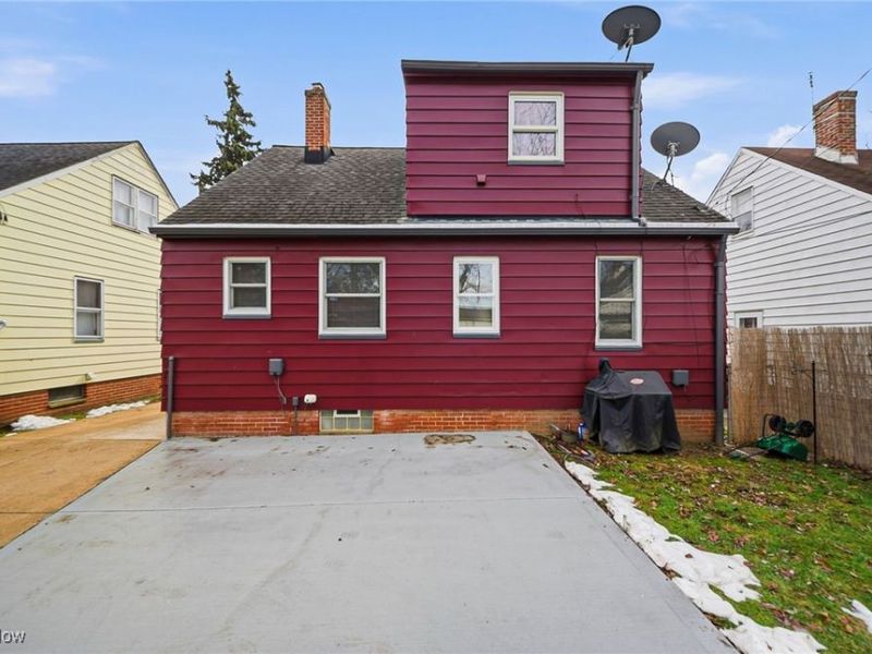 18811 Waterbury Avenue, Maple Heights, OH 44137 Photo 37