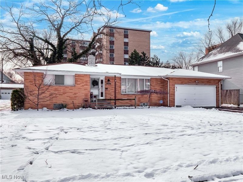 11317 Lake Avenue, Cleveland, OH 44102 Photo 1