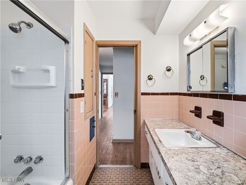 11317 Lake Avenue, Cleveland, OH 44102 Photo 14