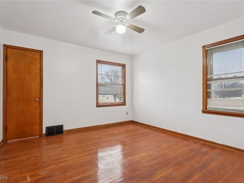 14357 Turney Road, Maple Heights, OH 44137 Photo 12