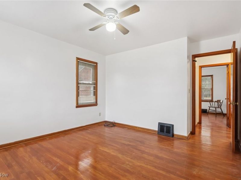 14357 Turney Road, Maple Heights, OH 44137 Photo 13