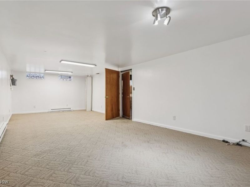 14357 Turney Road, Maple Heights, OH 44137 Photo 16