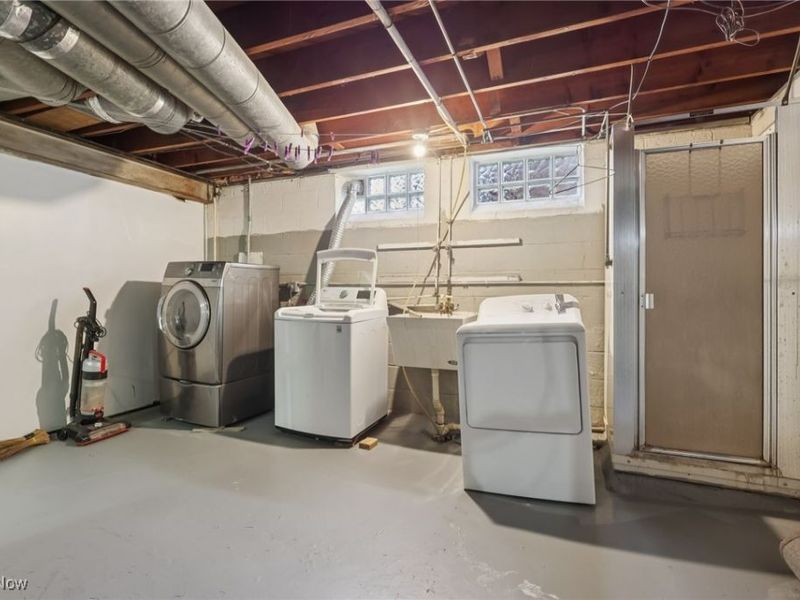 14357 Turney Road, Maple Heights, OH 44137 Photo 17