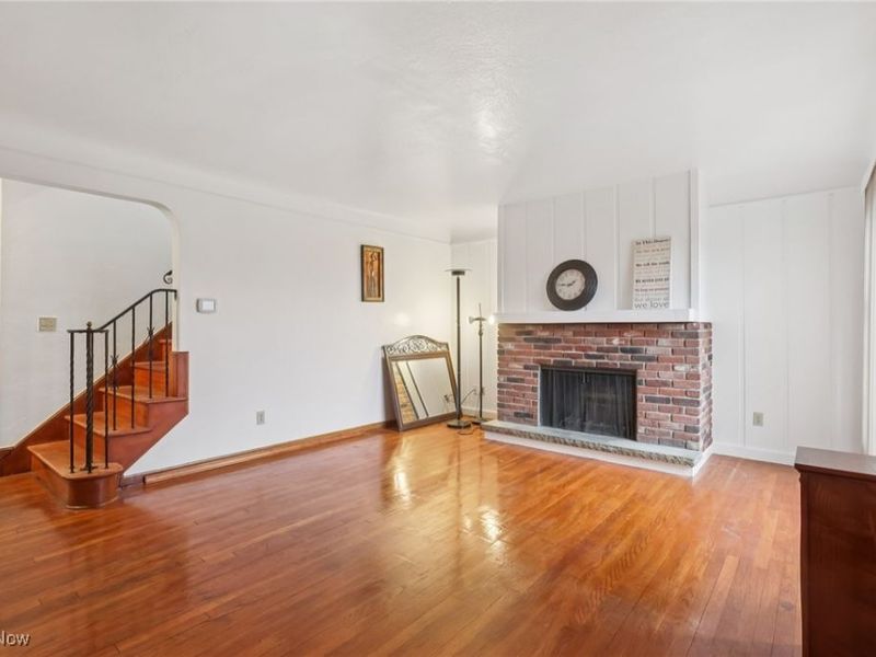 14357 Turney Road, Maple Heights, OH 44137 Photo 2