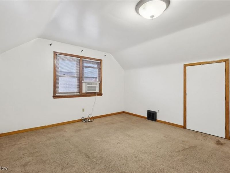 14357 Turney Road, Maple Heights, OH 44137 Photo 8