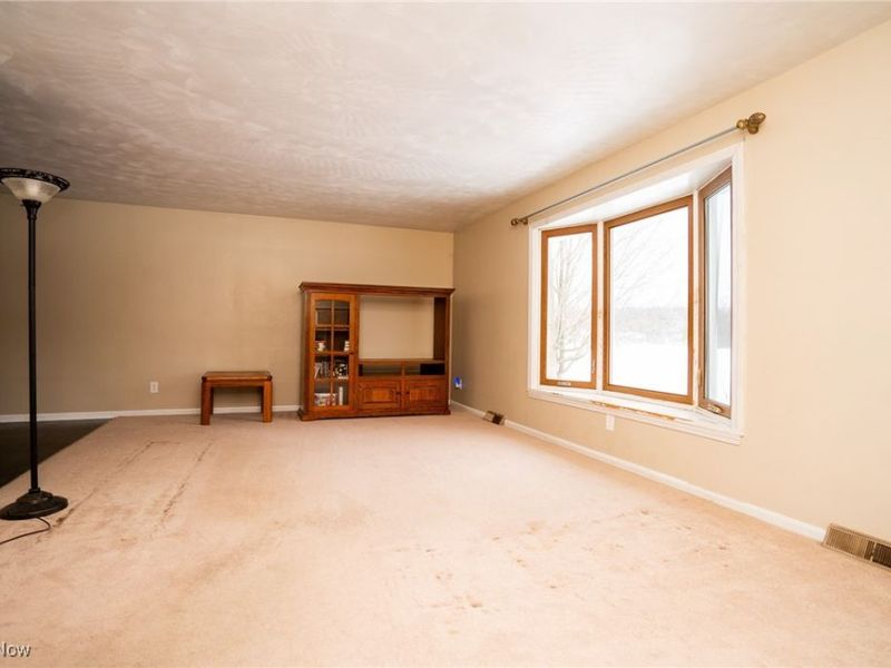 15146 Leffingwell Road, Berlin Center, OH 44401 Photo 5