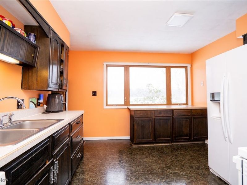 15146 Leffingwell Road, Berlin Center, OH 44401 Photo 9