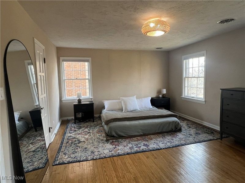 2399 Edgerton Road, Cleveland, OH 44118 Photo 19