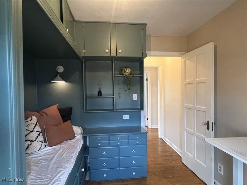 2399 Edgerton Road, Cleveland, OH 44118 Photo 25