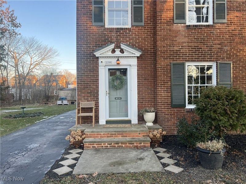 2399 Edgerton Road, Cleveland, OH 44118 Photo 3