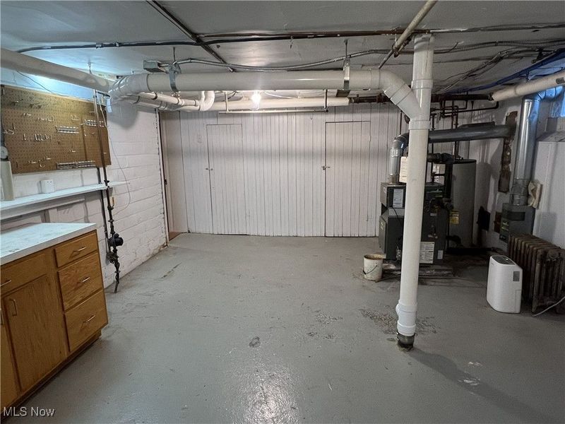 2399 Edgerton Road, Cleveland, OH 44118 Photo 39