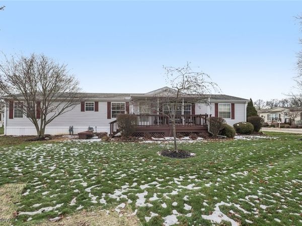 1 Fiddlesticks, Olmsted Twp, OH 44138