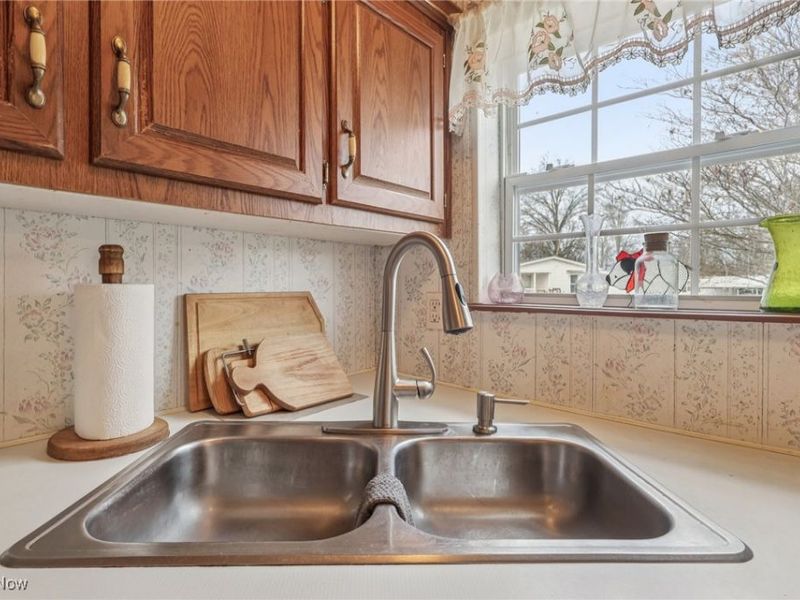 1 Fiddlesticks, Olmsted Township, OH 44138 Photo 18