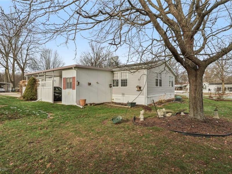 1 Fiddlesticks, Olmsted Township, OH 44138 Photo 28