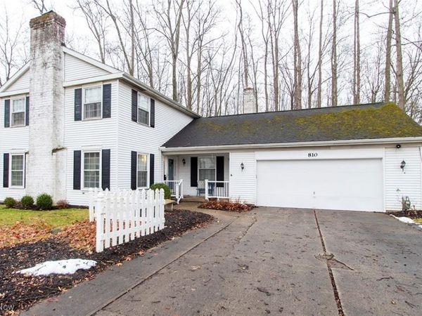 810 Beechwood Drive, Medina, OH 44256