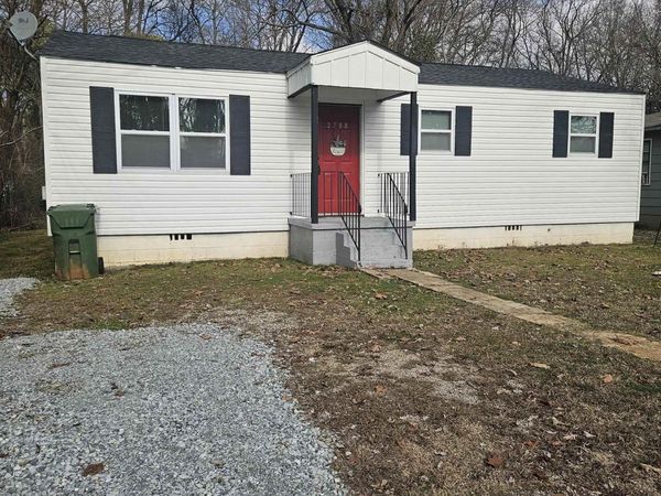 2708 NW Cave Avenue, Huntsville, AL 35810