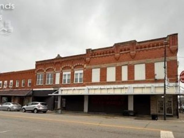 104 W Madison Street, Gibsonburg, OH 43431