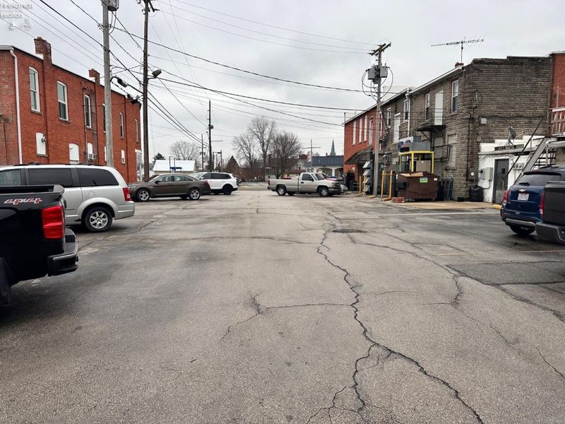 104 W Madison Street, Gibsonburg, OH 43431 Photo 11