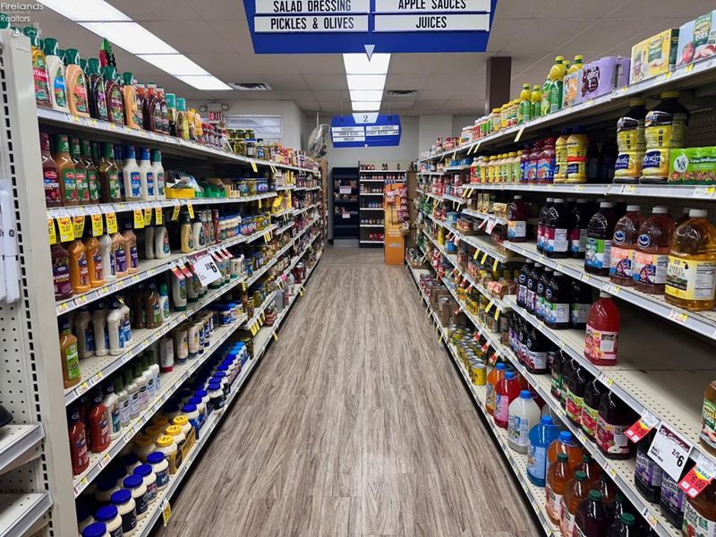 104 W Madison Street, Gibsonburg, OH 43431 Photo 19