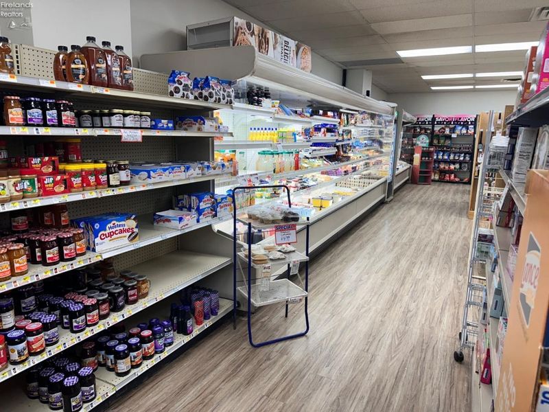 104 W Madison Street, Gibsonburg, OH 43431 Photo 21