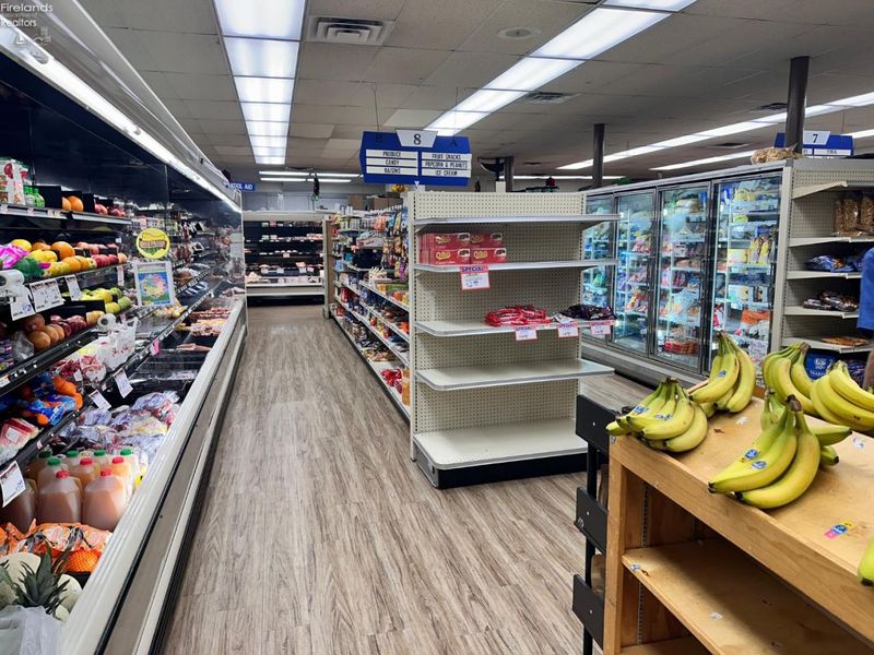 104 W Madison Street, Gibsonburg, OH 43431 Photo 30