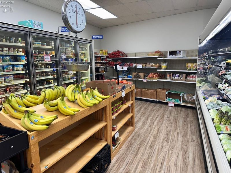 104 W Madison Street, Gibsonburg, OH 43431 Photo 31