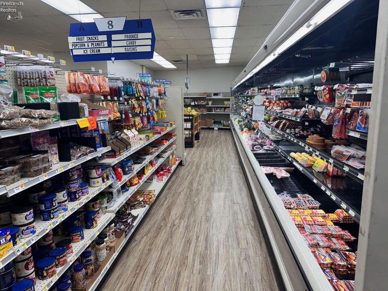 104 W Madison Street, Gibsonburg, OH 43431 Photo 32