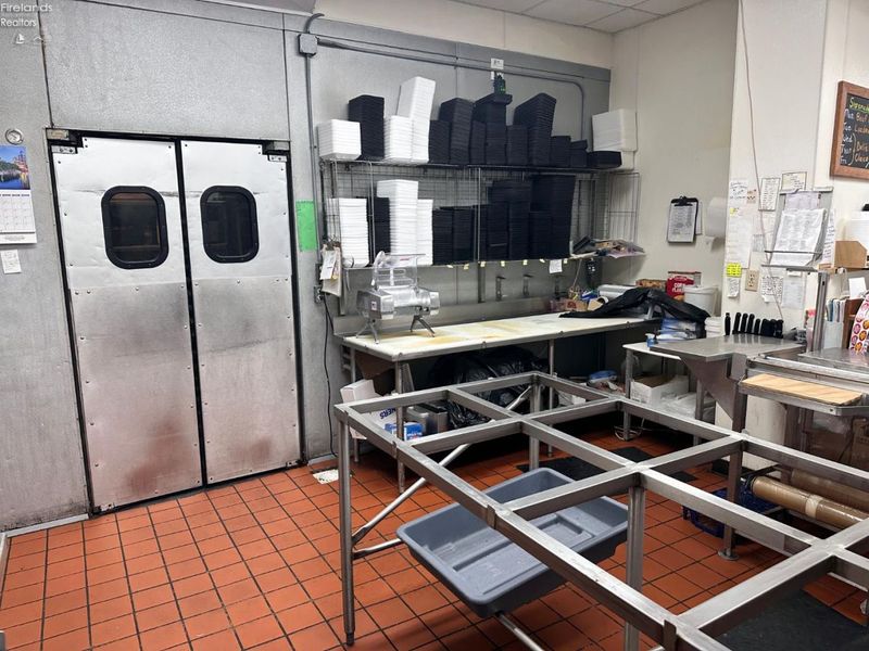 104 W Madison Street, Gibsonburg, OH 43431 Photo 38