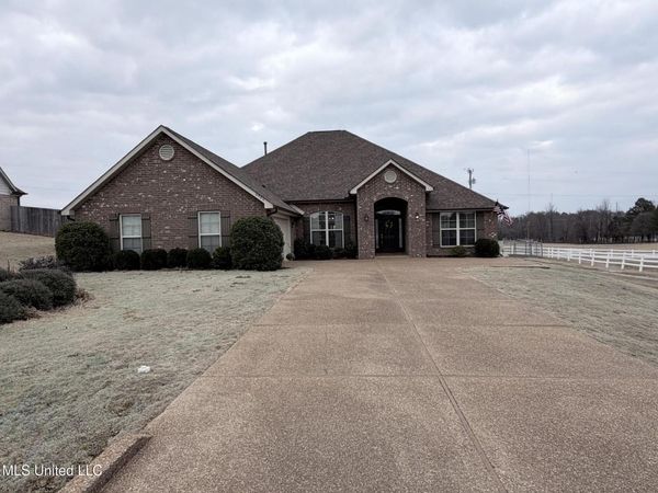 4946 Arrowhead Lane, Olive Branch, MS 38654