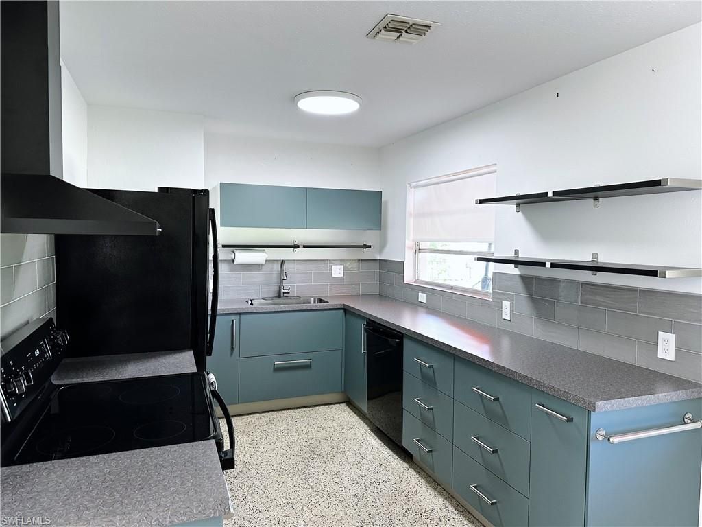 4360 Deleon St, Fort Myers, FL 33901 Photo