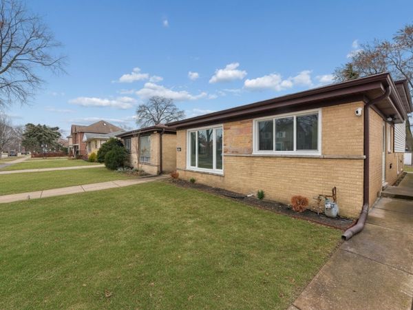 5829 Madison Street, Morton Grove, IL 60053