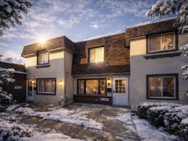 4036 Fitzjames Walk, Oak Lawn, IL 60453