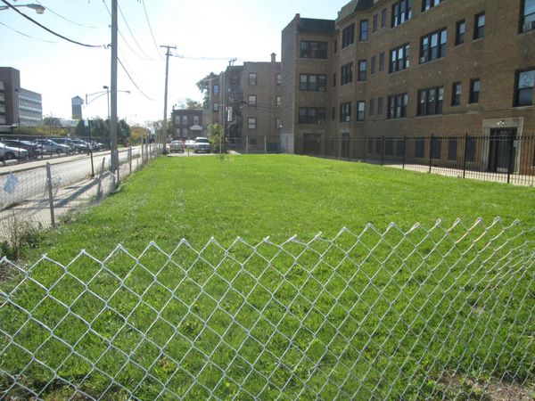3501 W 5th Avenue, Chicago, IL 60624