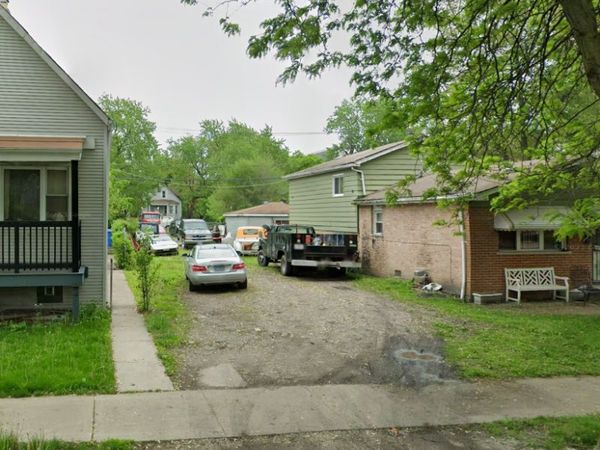 5951 S Loomis Boulevard, Chicago, IL 60636