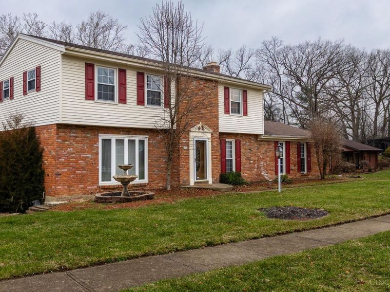 5591 Williamsburg Way, Fairfield, OH 45014 Photo 2