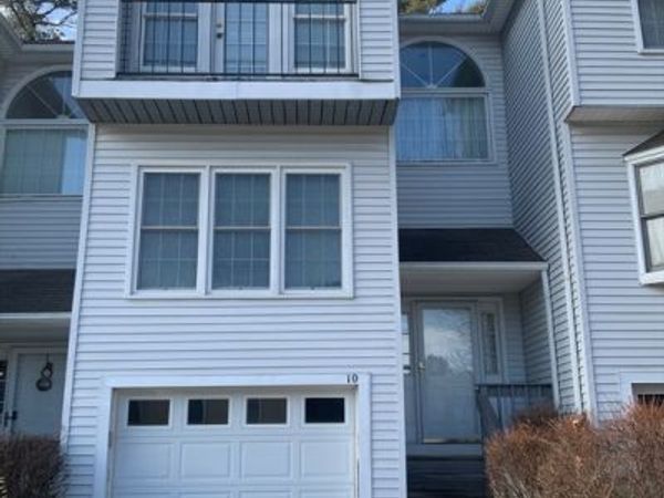 10 Castlegate Dr, Unit 10, Springfield, MA 01129