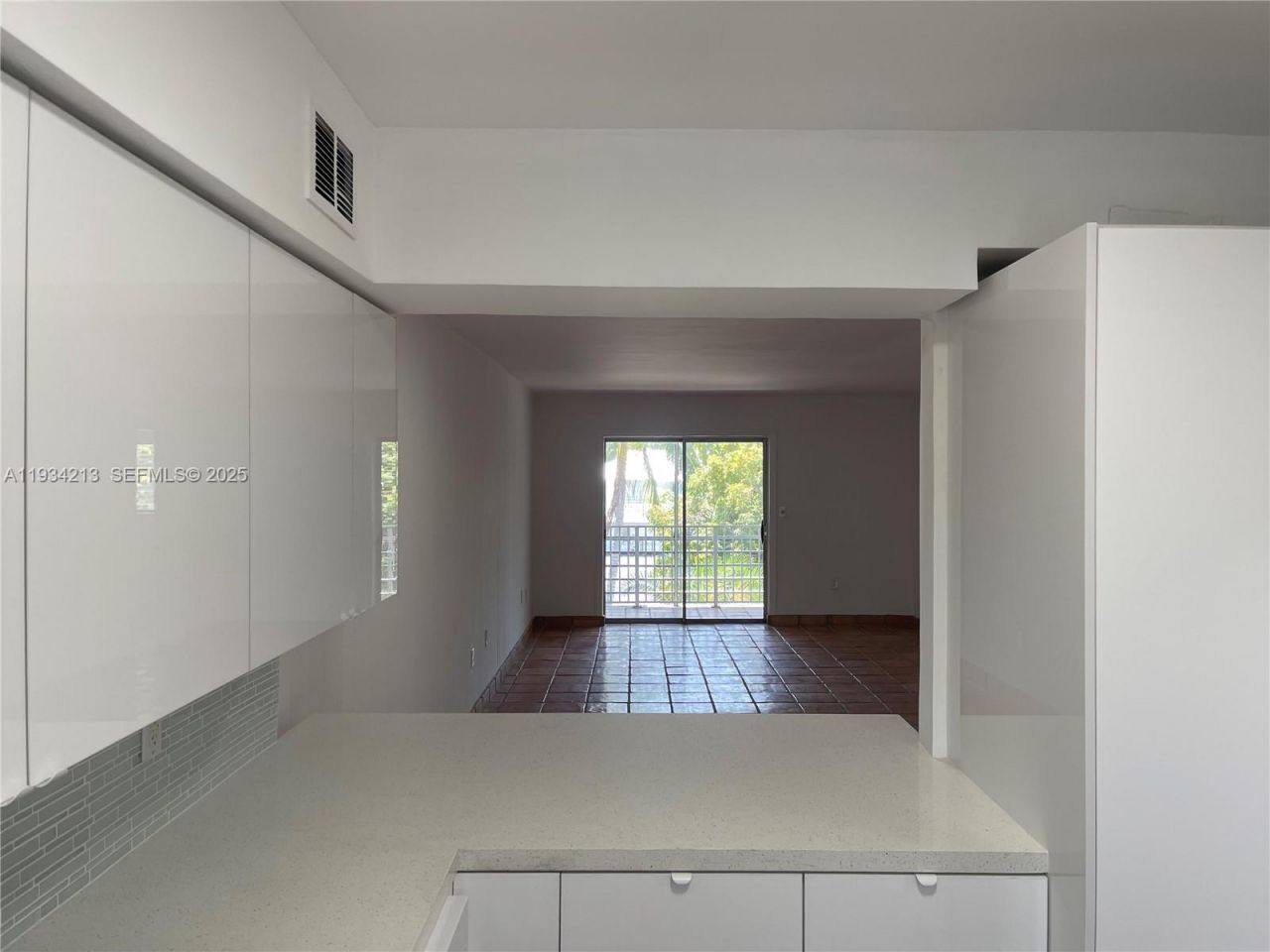 251 Galen Dr, Unit 306E, Key Biscayne, FL 33149 Photo