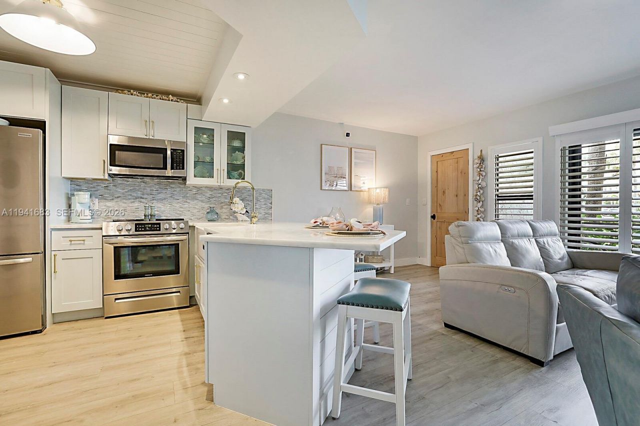 1605 S Us Highway 1, Unit V6-102, Jupiter, FL 33477 Photo