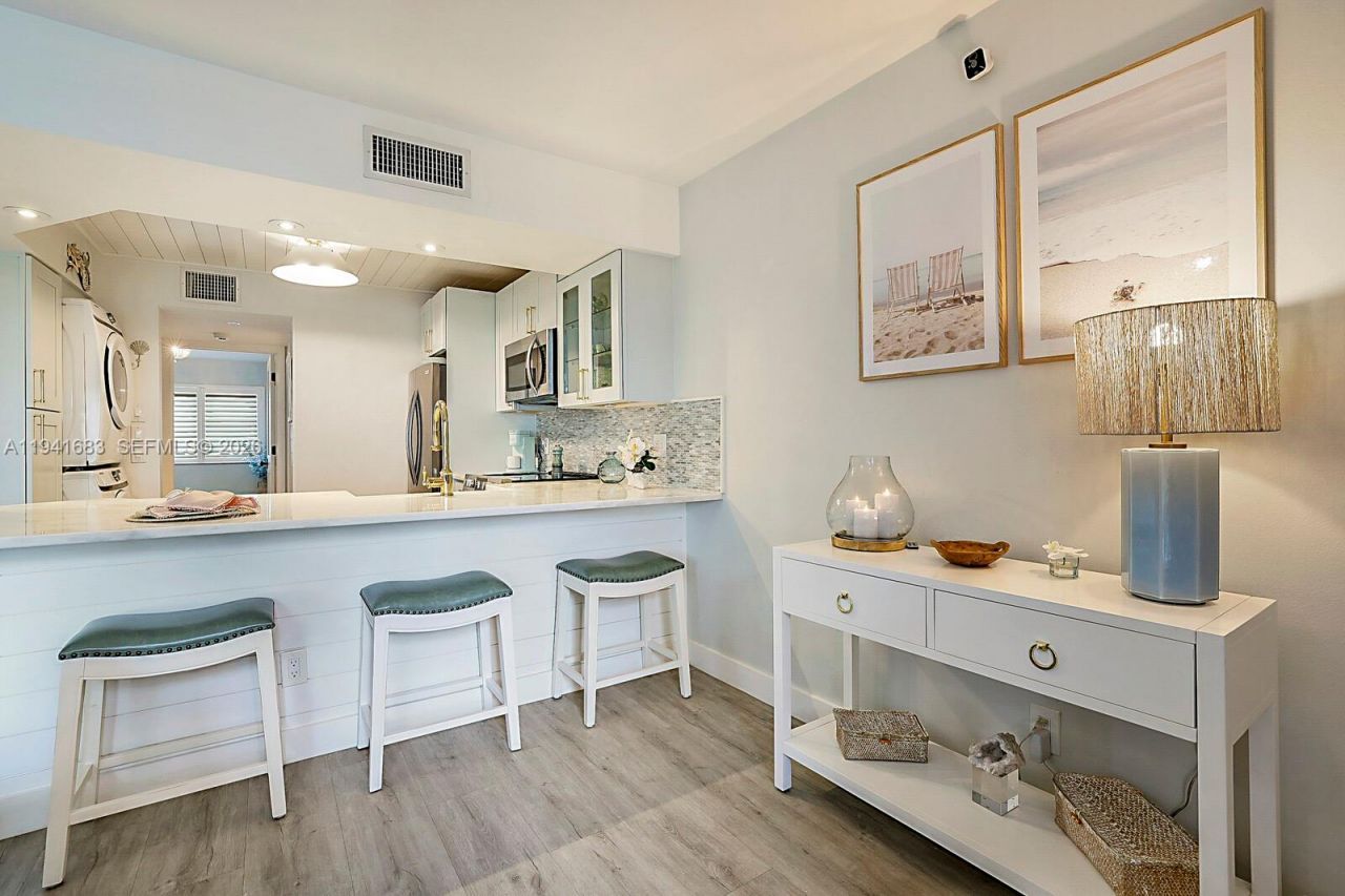 1605 S Us Highway 1, Unit V6-102, Jupiter, FL 33477 Photo