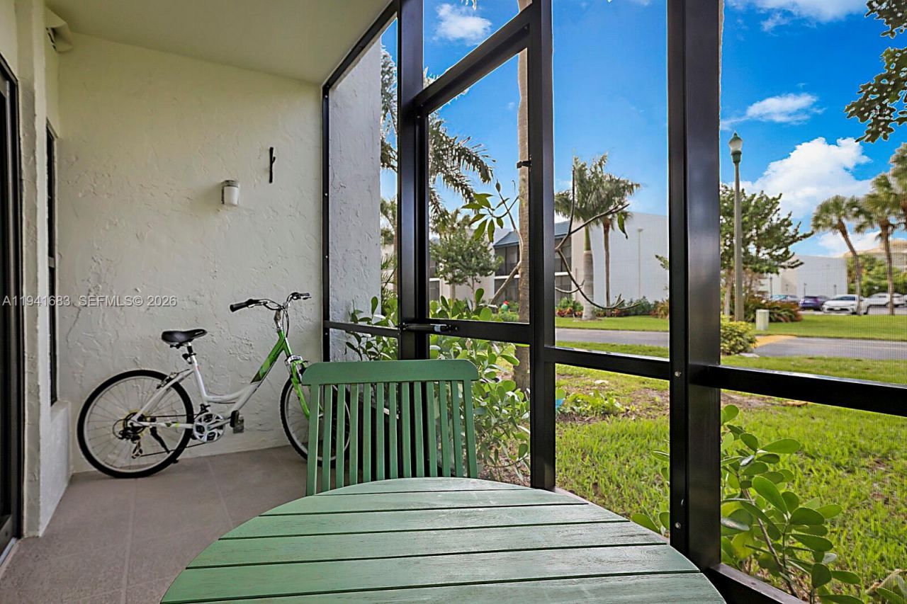 1605 S Us Highway 1, Unit V6-102, Jupiter, FL 33477 Photo