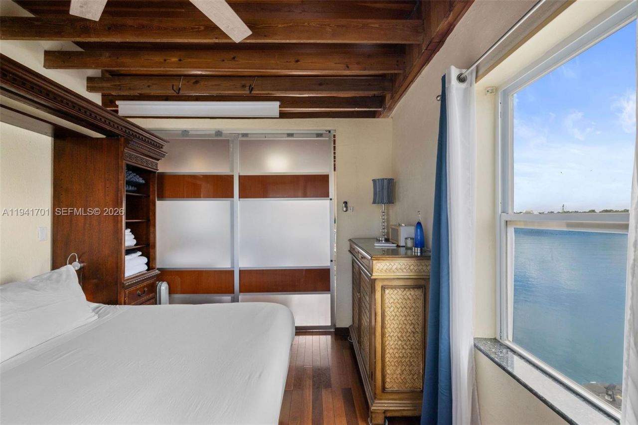 1908 N Ocean Dr , Unit 13A, Hollywood, FL 33019 Photo